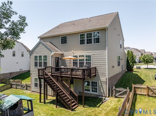 6807 Swanhaven Dr, North Chesterfield, VA 23234