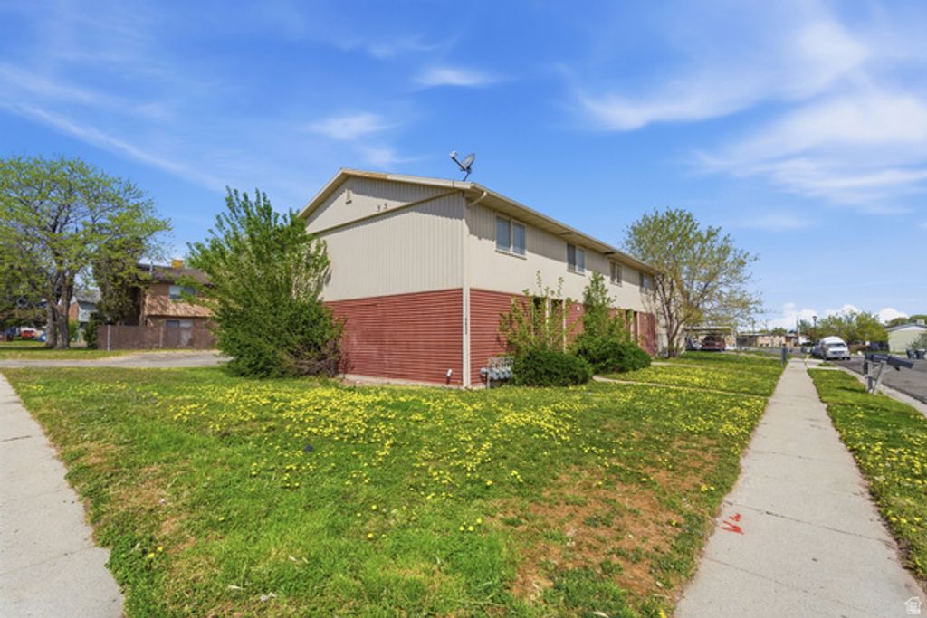 Image 3 of property listing at 4526 S DEAN DR, West Valley City, UT 84120