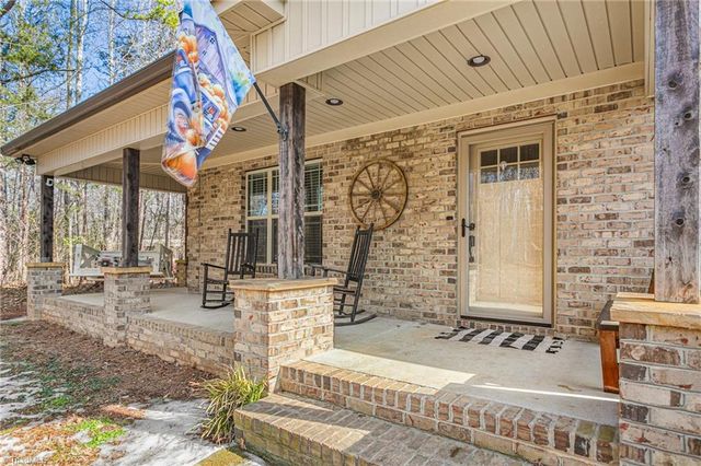 602 Ben Lee Road, Thomasville, NC 27360