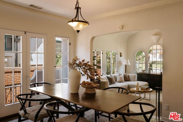 6532 Commodore Sloat Drive, Los Angeles, CA 90048