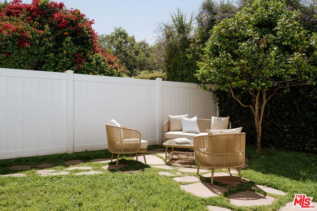 6532 Commodore Sloat Drive, Los Angeles, CA 90048