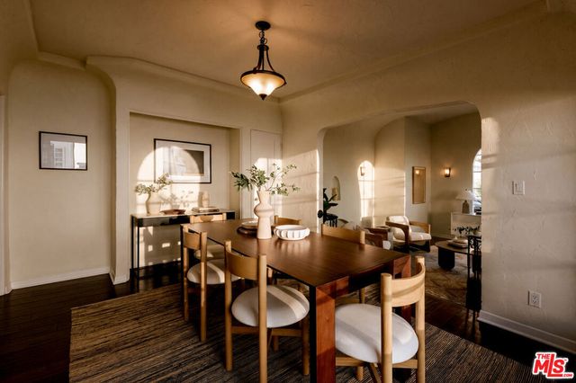 6532 Commodore Sloat Drive, Los Angeles, CA 90048