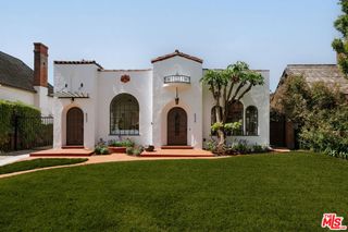 6532 Commodore Sloat Drive, Los Angeles, CA 90048