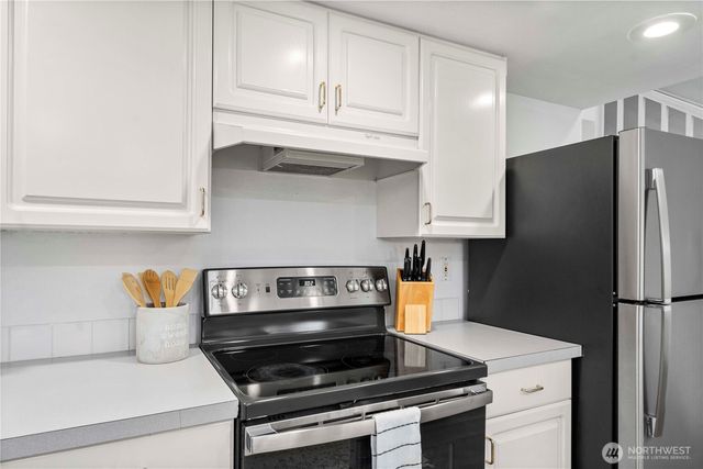 1205 24th Court Ave #A, Milton, WA 98354