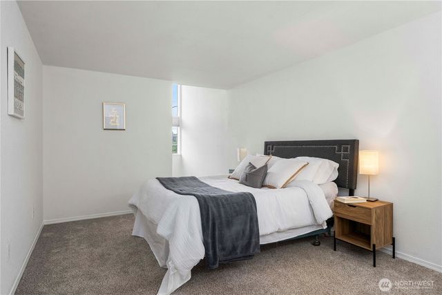 1205 24th Court Ave #A, Milton, WA 98354