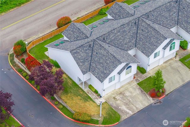 1205 24th Court Ave #A, Milton, WA 98354