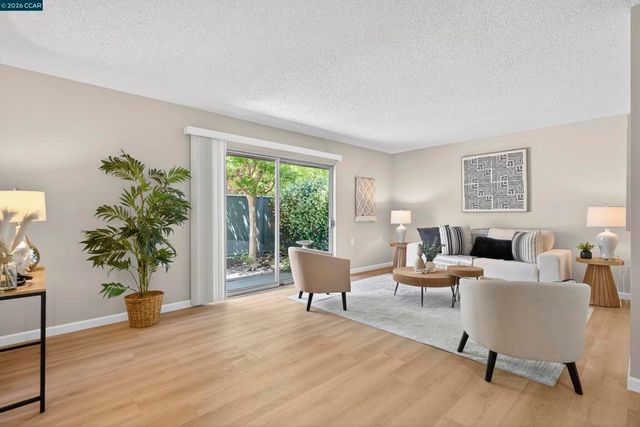 1109 Golden Rain Rd 4, Walnut Creek, CA 94595