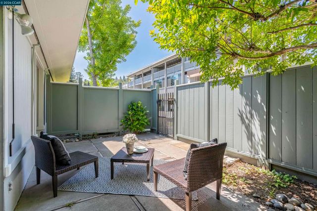 1109 Golden Rain Rd 4, Walnut Creek, CA 94595