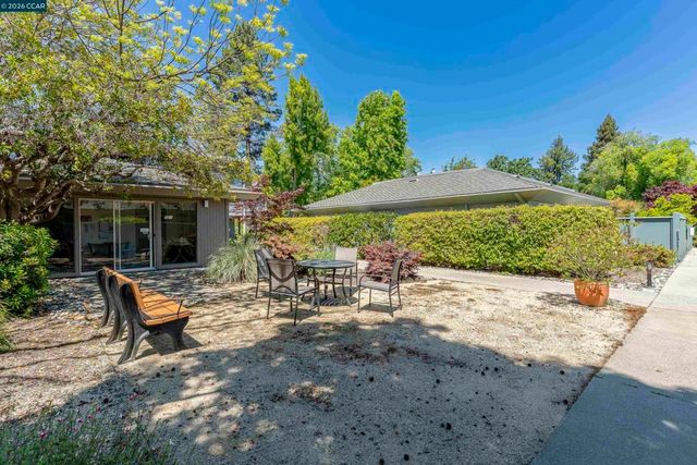 1109 Golden Rain Rd 4, Walnut Creek, CA 94595