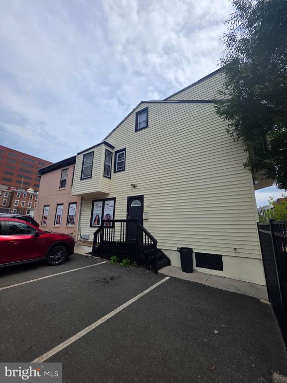 48 W LAFAYETTE ST, TRENTON, NJ 08608 — photo 4