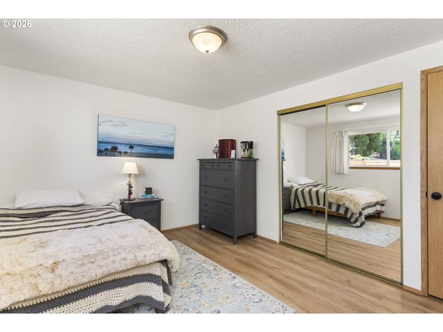 8621 Nw 15th Ave, Vancouver, WA 98665