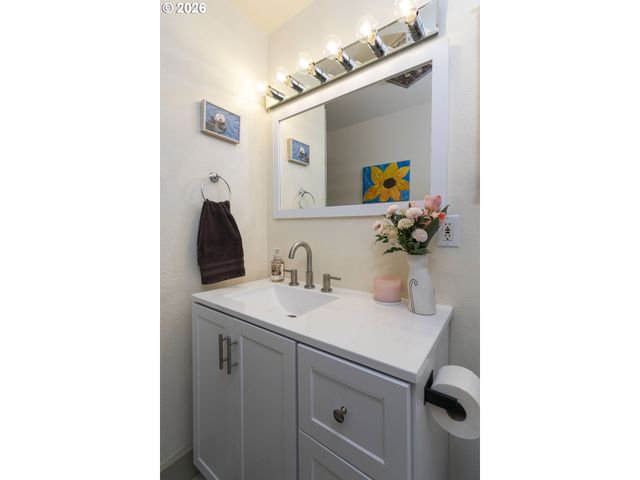 8621 Nw 15th Ave, Vancouver, WA 98665