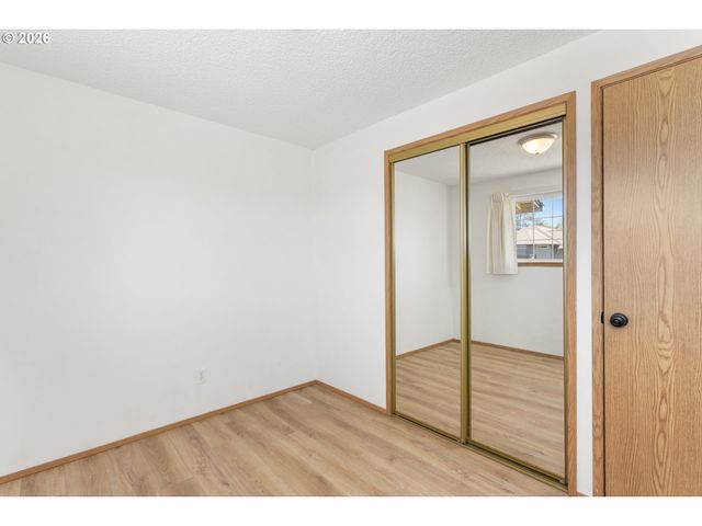 8621 Nw 15th Ave, Vancouver, WA 98665