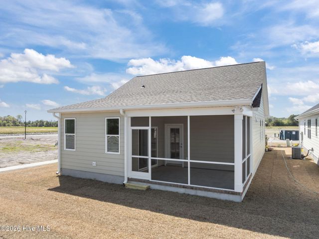 111 Golden Finch Drive, Beaufort, NC 28516