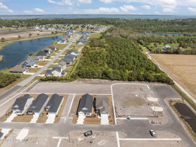 111 Golden Finch Drive, Beaufort, NC 28516