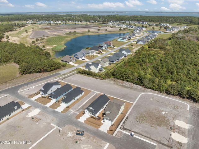 111 Golden Finch Drive, Beaufort, NC 28516