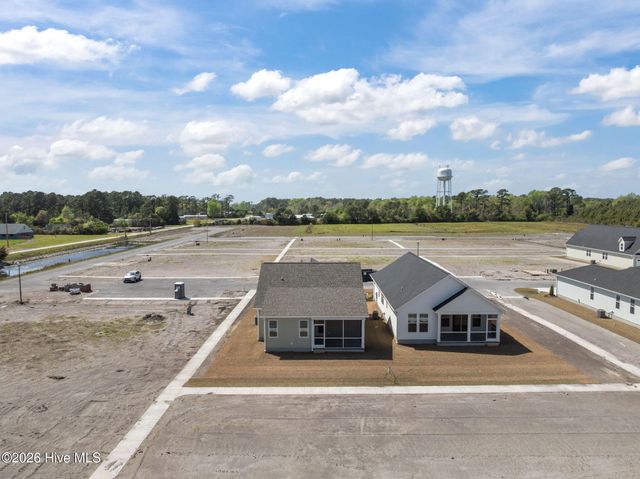 111 Golden Finch Drive, Beaufort, NC 28516