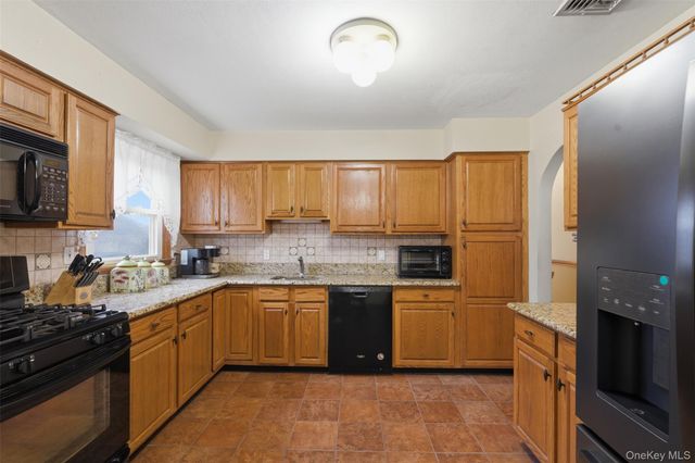66 Thiells Mount Ivy Road, Pomona, NY 10970