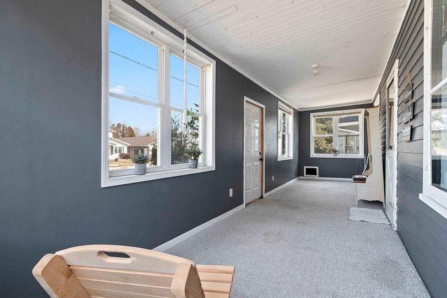 1105 DOUSMAN STREET, Green Bay, WI 54303