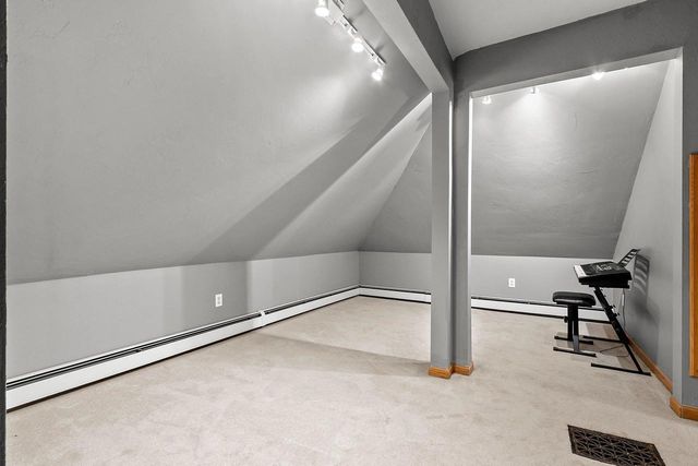 1105 DOUSMAN STREET, Green Bay, WI 54303