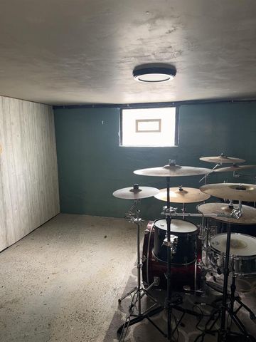 1105 DOUSMAN STREET, Green Bay, WI 54303