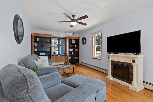 1105 DOUSMAN STREET, Green Bay, WI 54303