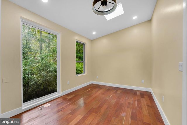 12116 OLD FORT RD, Fort Washington, MD 20744