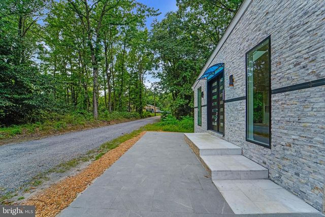 12116 OLD FORT RD, Fort Washington, MD 20744