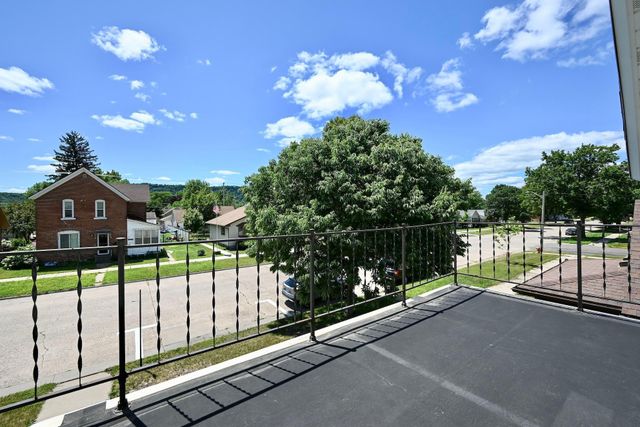 512 E Wabasha Street, Winona, MN 55987