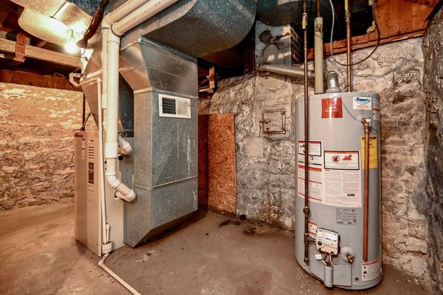 512 E Wabasha Street, Winona, MN 55987