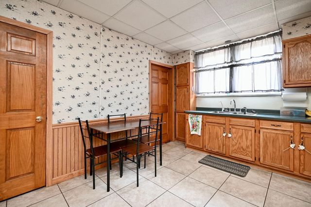 512 E Wabasha Street, Winona, MN 55987