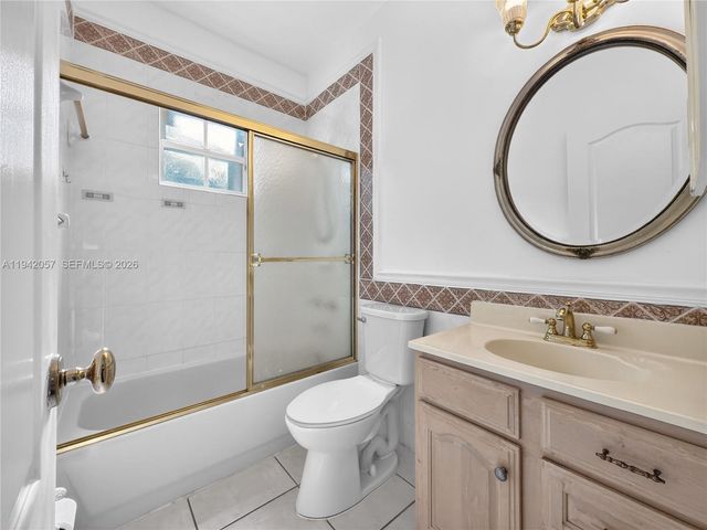 159 SW 25th Rd, Miami, FL 33129