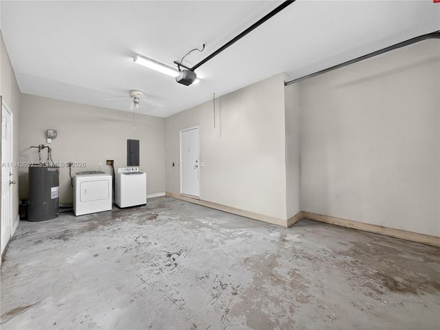 159 SW 25th Rd, Miami, FL 33129