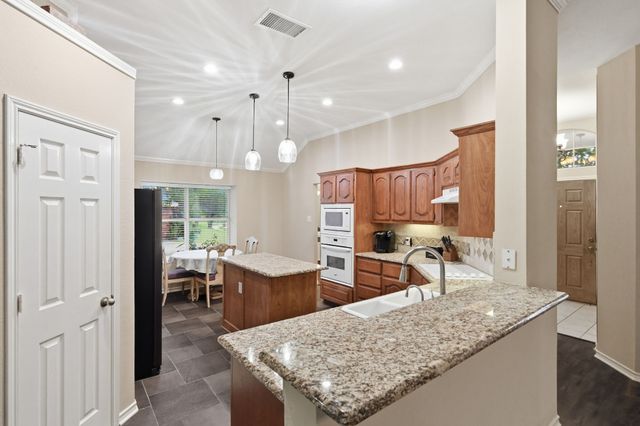 8201 Evening Star, Rowlett, TX 75089
