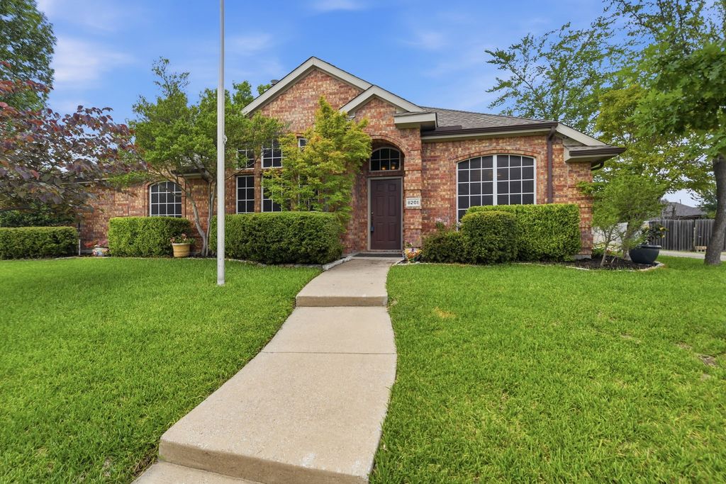 8201 Evening Star, Rowlett, TX 75089