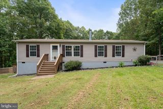 1452 C G WOODSON RD, New Canton, VA 23123