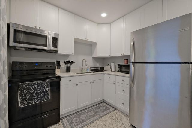 993 GARY STREET A & B, Sarasota, FL 34234