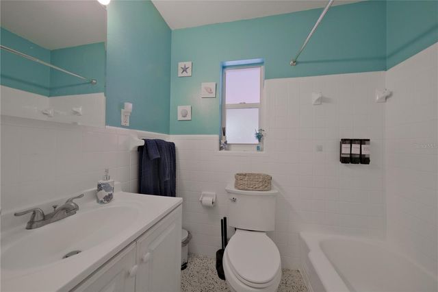 993 GARY STREET A & B, Sarasota, FL 34234