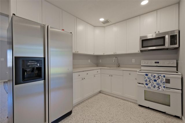 993 GARY STREET A & B, Sarasota, FL 34234