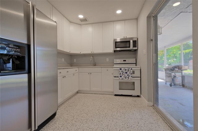 993 GARY STREET A & B, Sarasota, FL 34234