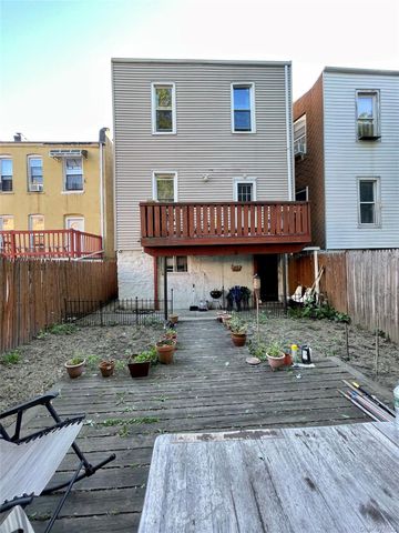 1822 Hunt Avenue, Bronx, NY 10462
