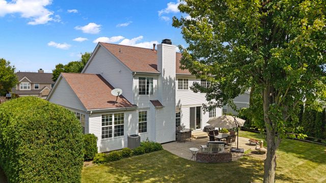 7299 Dada Drive, Gurnee, IL 60031