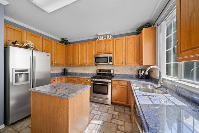7299 Dada Drive, Gurnee, IL 60031