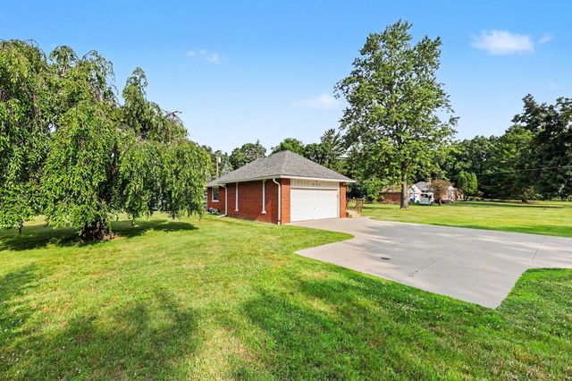 511 N Wagner Road, Ann Arbor, MI 48103
