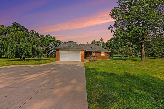 511 N Wagner Road, Ann Arbor, MI 48103
