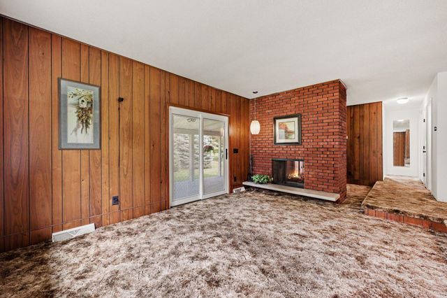 511 N Wagner Road, Ann Arbor, MI 48103