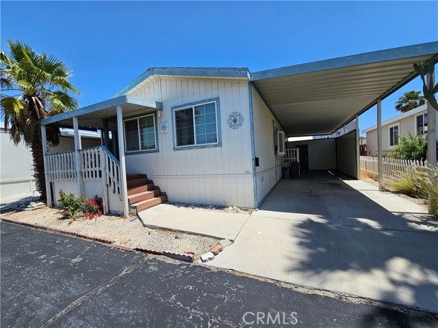 17640 Corkill Road 6, Desert Hot Springs, CA 92241
