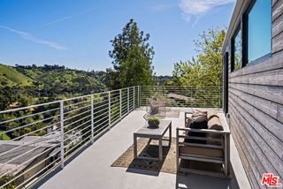 4683 Glenalbyn Drive, Los Angeles, CA 90065