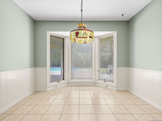 134 Meadowood Lane, San Antonio, TX 78216