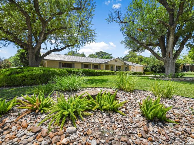 134 Meadowood Lane, San Antonio, TX 78216